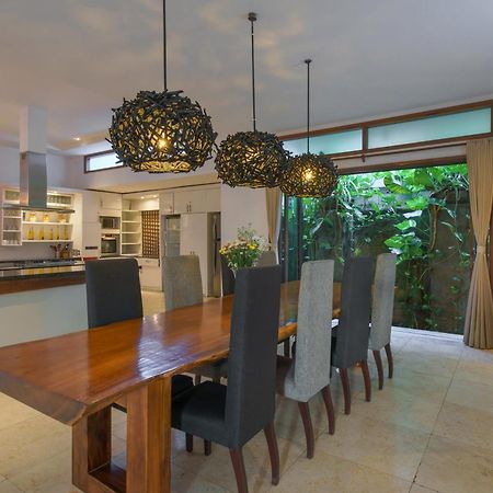 Villa Kaira Estate Canggu Eksteriør bilde
